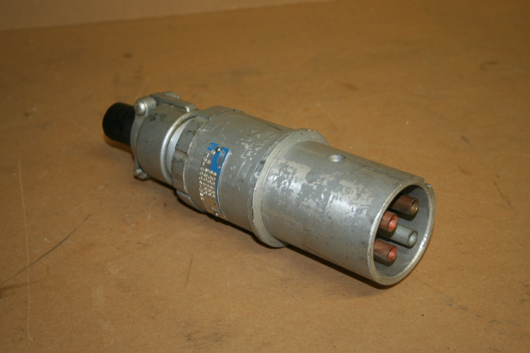 Plug pin and sleeve 4 pin 100 Amp 3 wire metal Killark WP 1004 E23