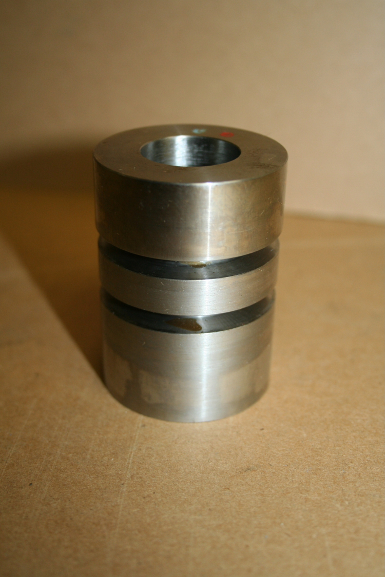 Valve bushing 63493 Dresser Rand Unused