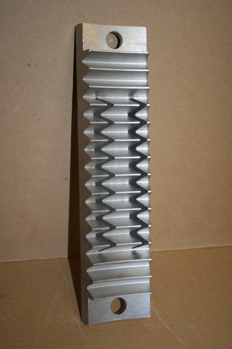 Discharge liner bar 6 x 4 x10 Gorator Dorr Oliver Unused