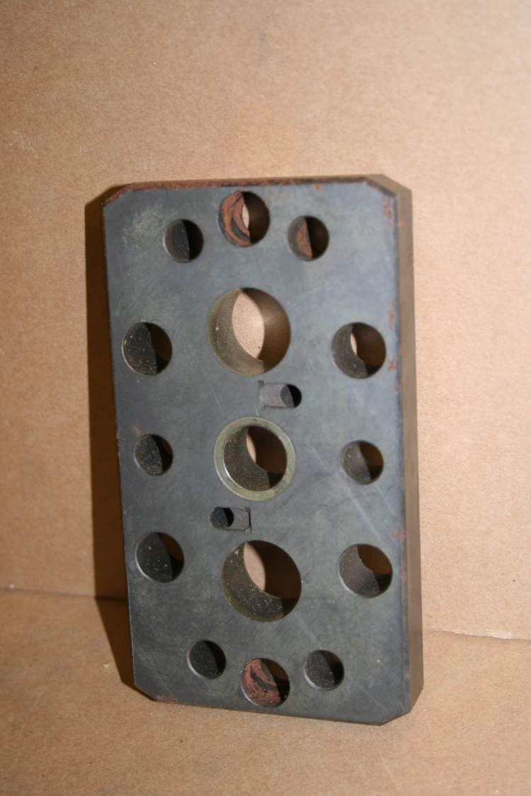 Front port plate 15 62967 0004 9 Zenith Pump Unused