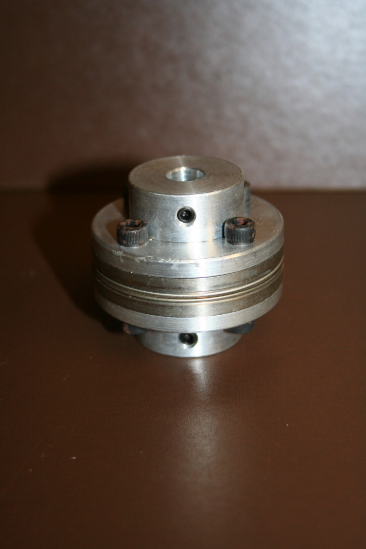 Flexible bellows coupling 3/8 in bore SS bellows 1B, Micro Grip Unused