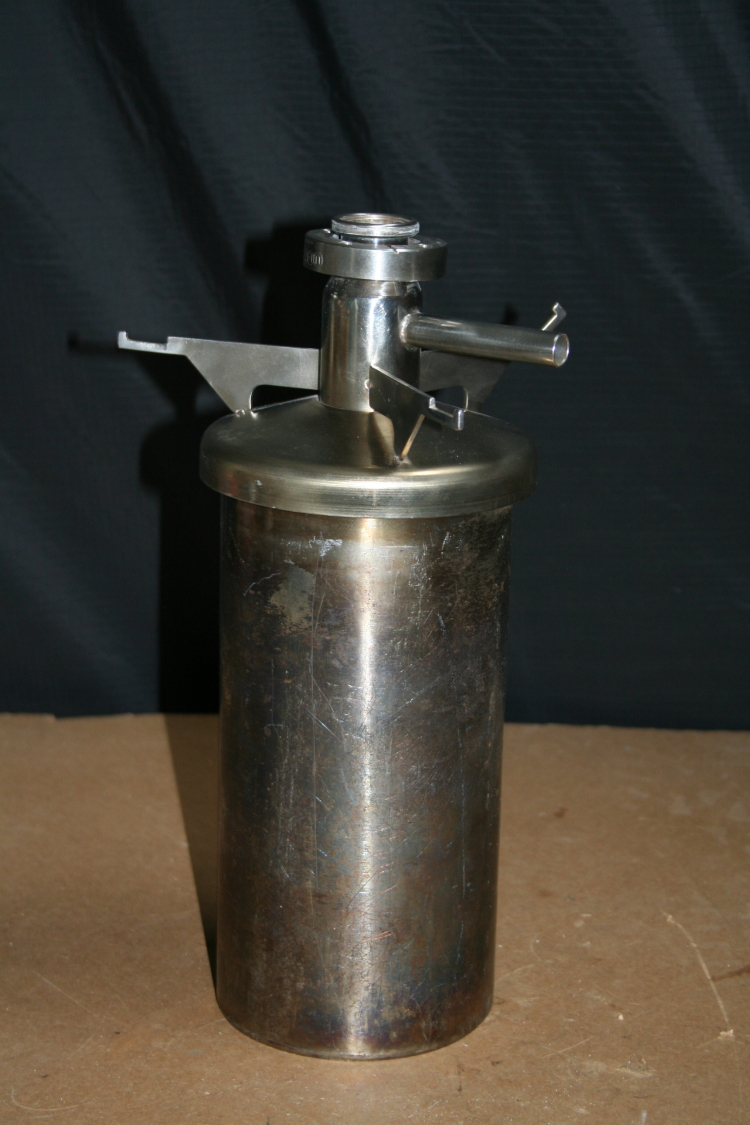 Molecular sieve sorption pump, 2 1/8 in CF, conflat, Ultek