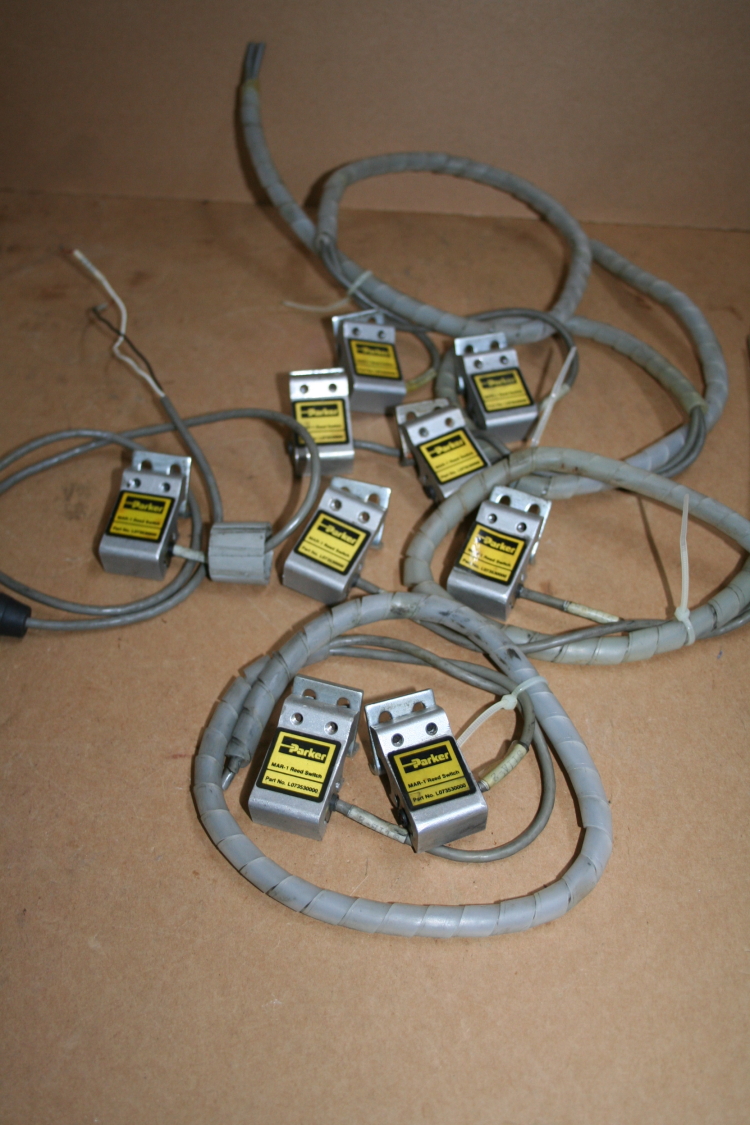 Reed switch MAR-1 L073530000 Parker Lot of 9