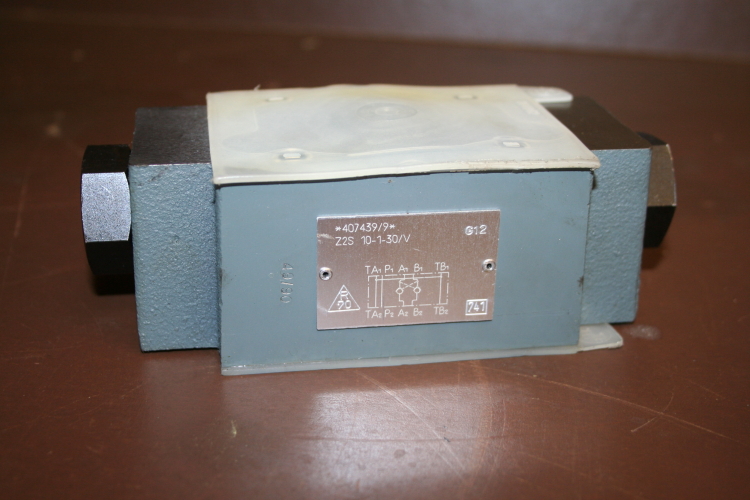 Pilot check valve Hydraulic Sandwich Z2S10-1-30/V Rexroth Unused
