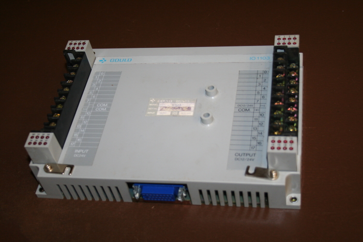 Gould ,I/O module AS-103-000  TESTED
