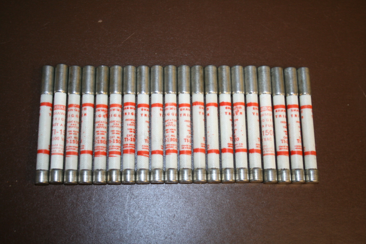 Trigger Indicator Tripper TI 1500 1500VAC Gould Shawmut Unused Lot of 20