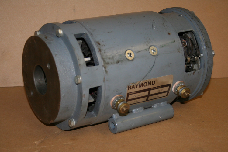 Motor 24 VDC 570 427 Raymond forklift motor 570-427 UNUSED