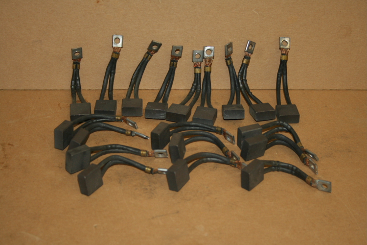 Motor brushes 581-106 Raymond Unused lot of 17