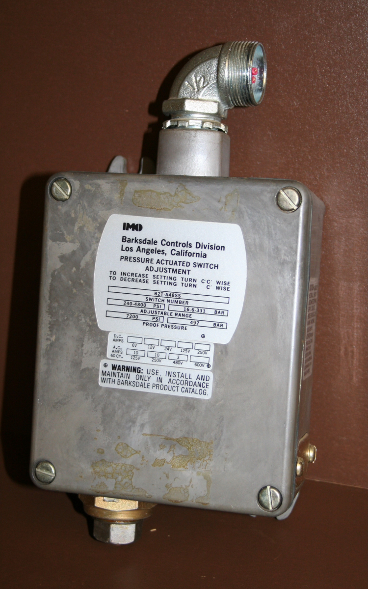 Pressure Actuated Switch Dual Setpoint 240-4800 psi BT2-A48SS Barksdale