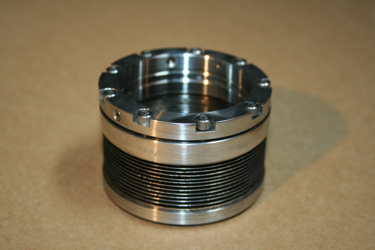 Mechanical seal Metal bellows 2in ID T-15WT John Crane Unused