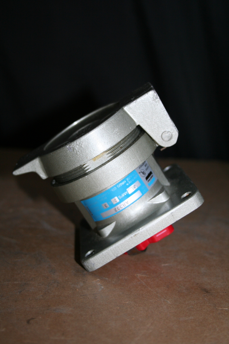 Receptacle AR332 30A 2 wire 3 pole Arktite Crouse Hinds Unused