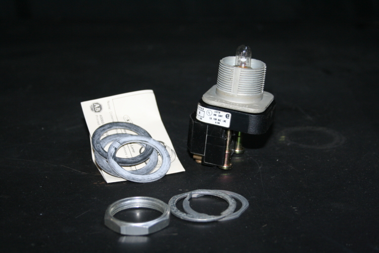 Pilot light Transformer type 800T-P16 120V Allen Bradley Unused
