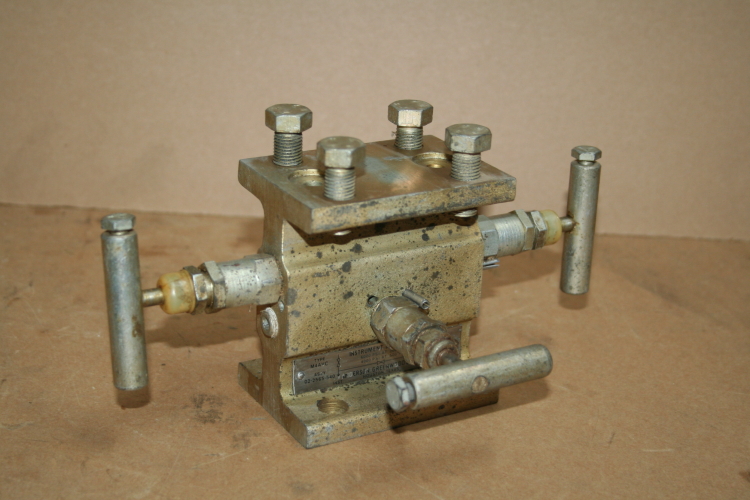 Level manifold valve Differential pressure M4AVC Anderson Greenwood