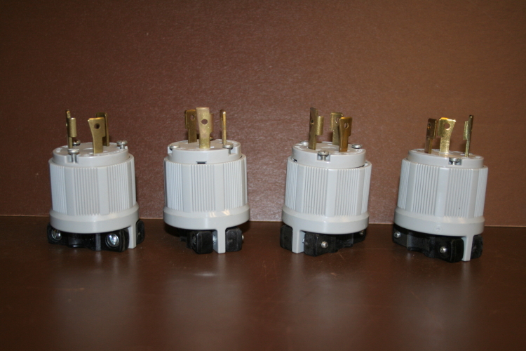 Locking plug RV Industrial 30A 2 pole L6-30P Arrow-Hart 6342 Unused Lot of 4