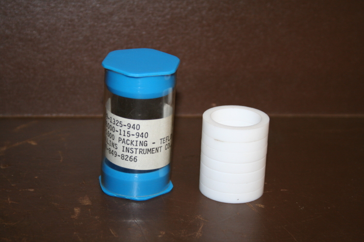Packing rings Teflon C-1600 1.3x1x0.28 inch Unused Set of 7