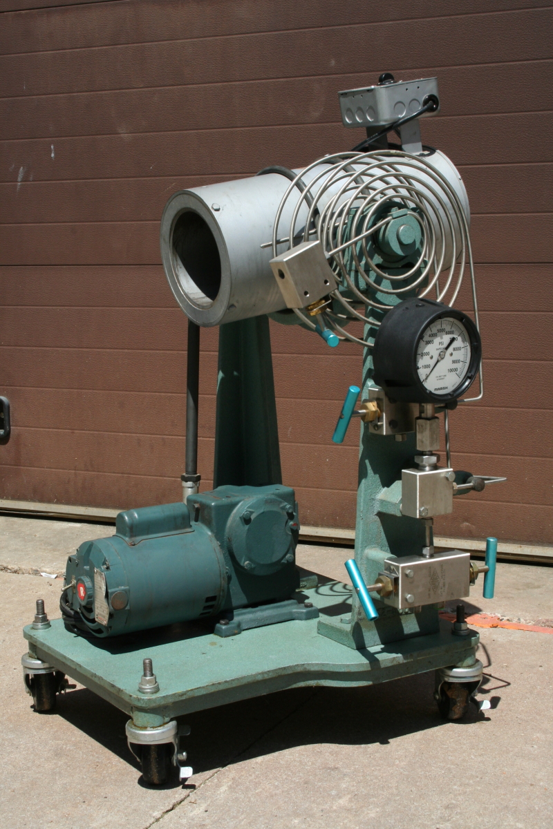 Superpressure reaction vessel shaking assembly Newport 4 3/8in heated