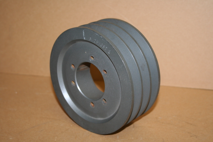 Sheave, 3 groove, A or B belt, 5.95in OD, 3A5.2/B5.6 SD QD Eaton Unused
