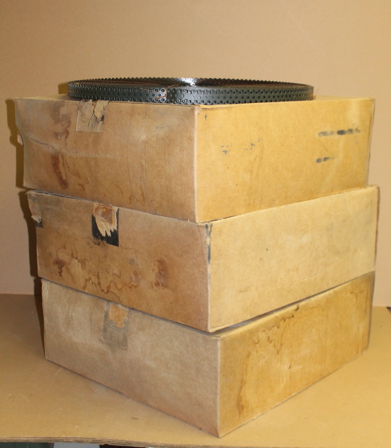 Metal stay for metal edge box machine Fastay corner metal No. 5 Lot of 21 rolls