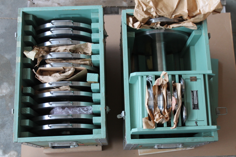 Dead weight set, 2402-700, Weights 1 through 14, 16 through 24 Ruska Instruments