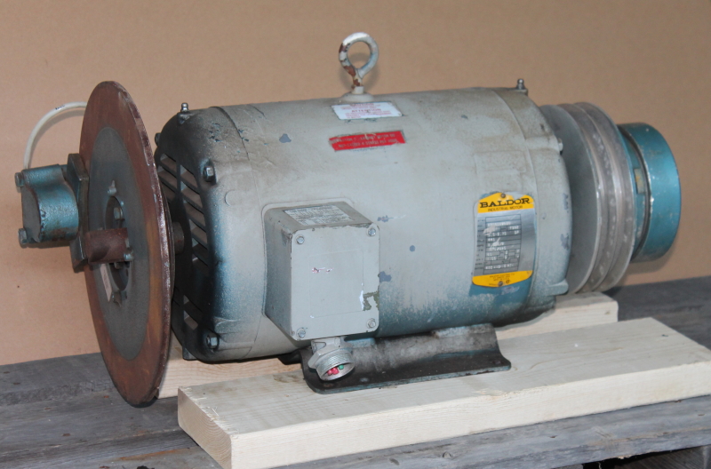 2 speed motor 5.5/2.75hp, 1675/825 rpm, 440V 3ph,Baldor, Edro 215 Frame   