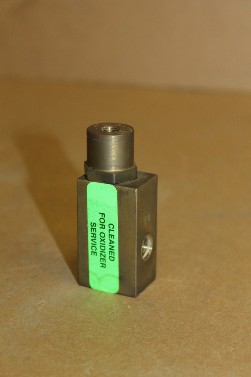 Excess flow valve, Auto reset, 1.2GPM, 5.5SCFM, EFV-125-B ChemTec