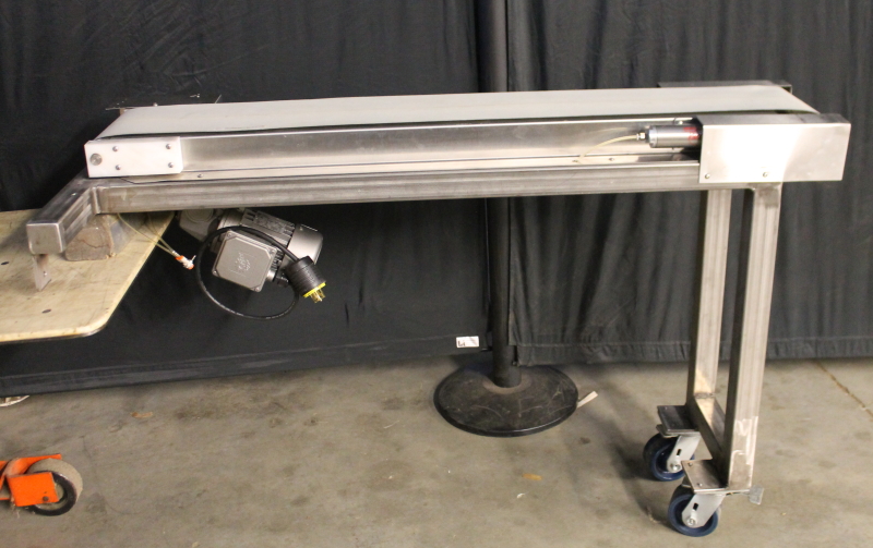 Powered conveyor belt, 8