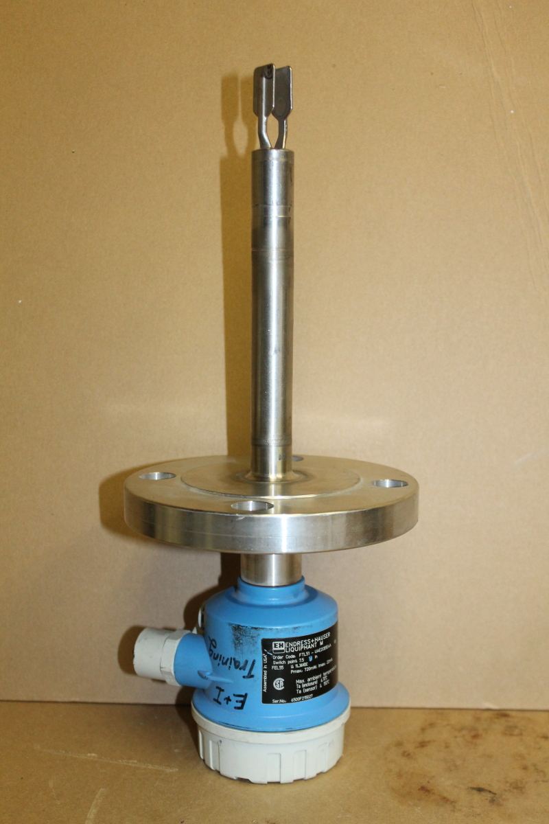 Endress+Hauser FTL51 Vibronic Point Level Detector, Liquid Level Switch, 8