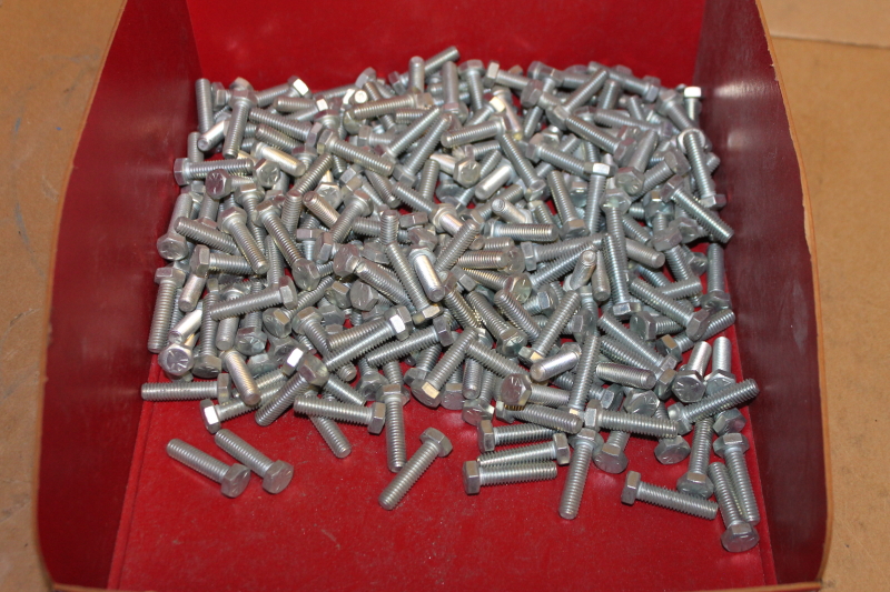 Hex head cap screw, 5/16-18x1 1/4