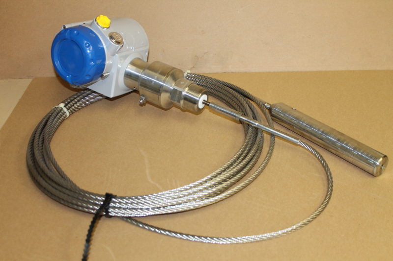 Level transmitter, Guided radar/TDR, Cable, 563