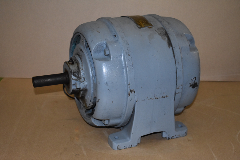 Induction Motor, 1.5 HP, 1145 RPM, 220V 