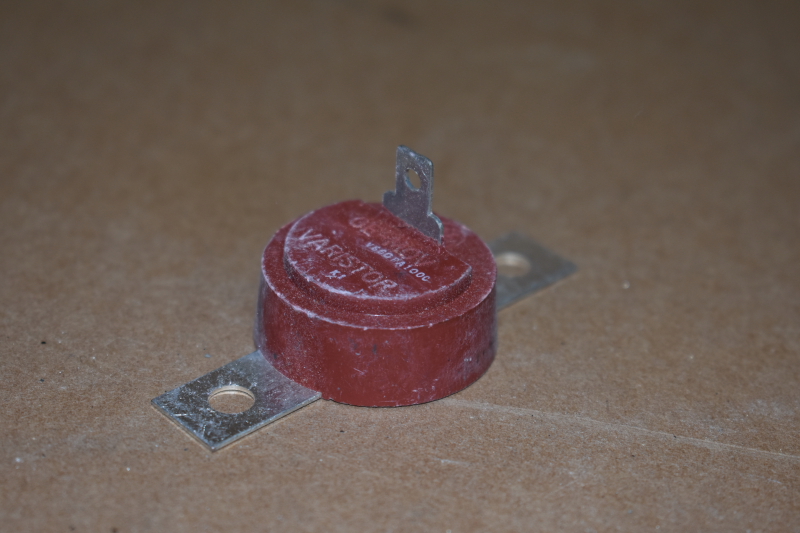 General Electric V660PA100C Metal Oxide Varistor, MOV, 660VAC, 850VDC