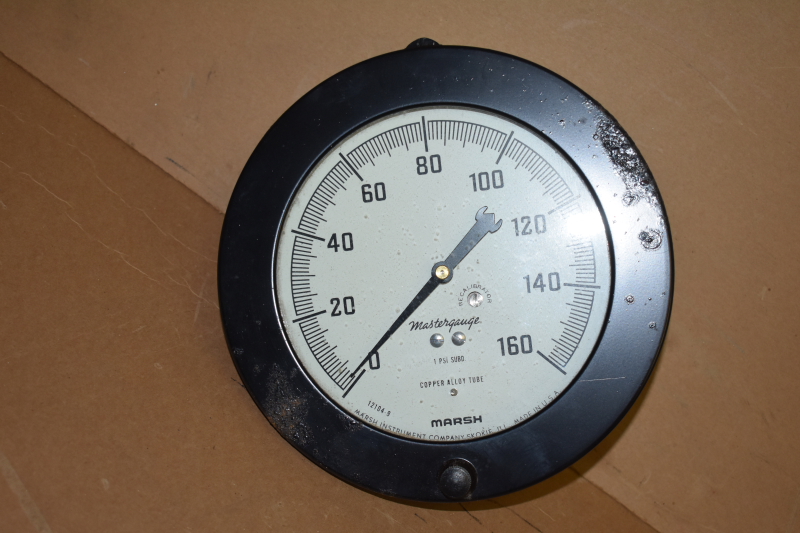 Pressure gauge, 0-160 PSI, 6
