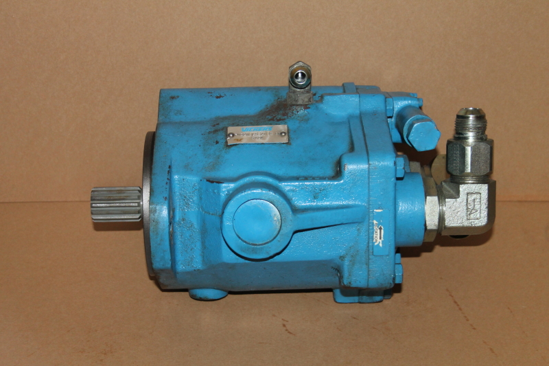Hydraulic pump, Variable displ SAE C, PVB20 LS 20 C11 Vickers 2.61 in3/r