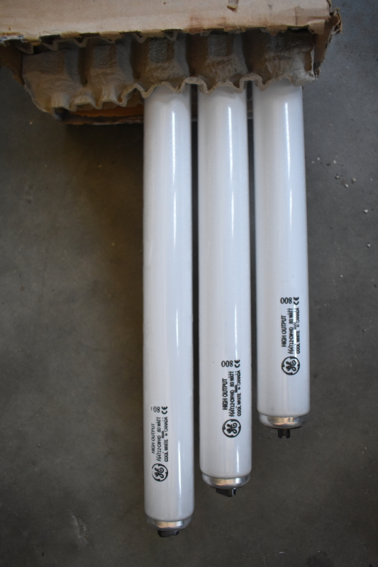 General Electric F64T12/CW/HO LOCAL PICKUP ONLY