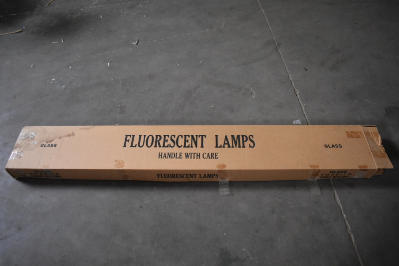 LOT OF SIX Light Source 6' UVB RDC contact blub FS72T12/UVB/HO LOCAL PICKUP ONLY