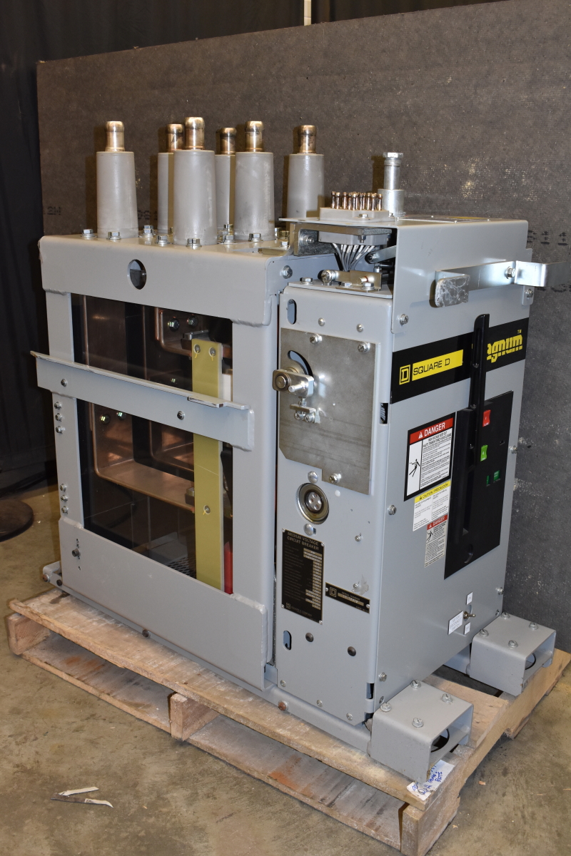 Circuit Breaker Square D 5GSB2-350-1200 for GE Magne-blast AM4.16-350-1200