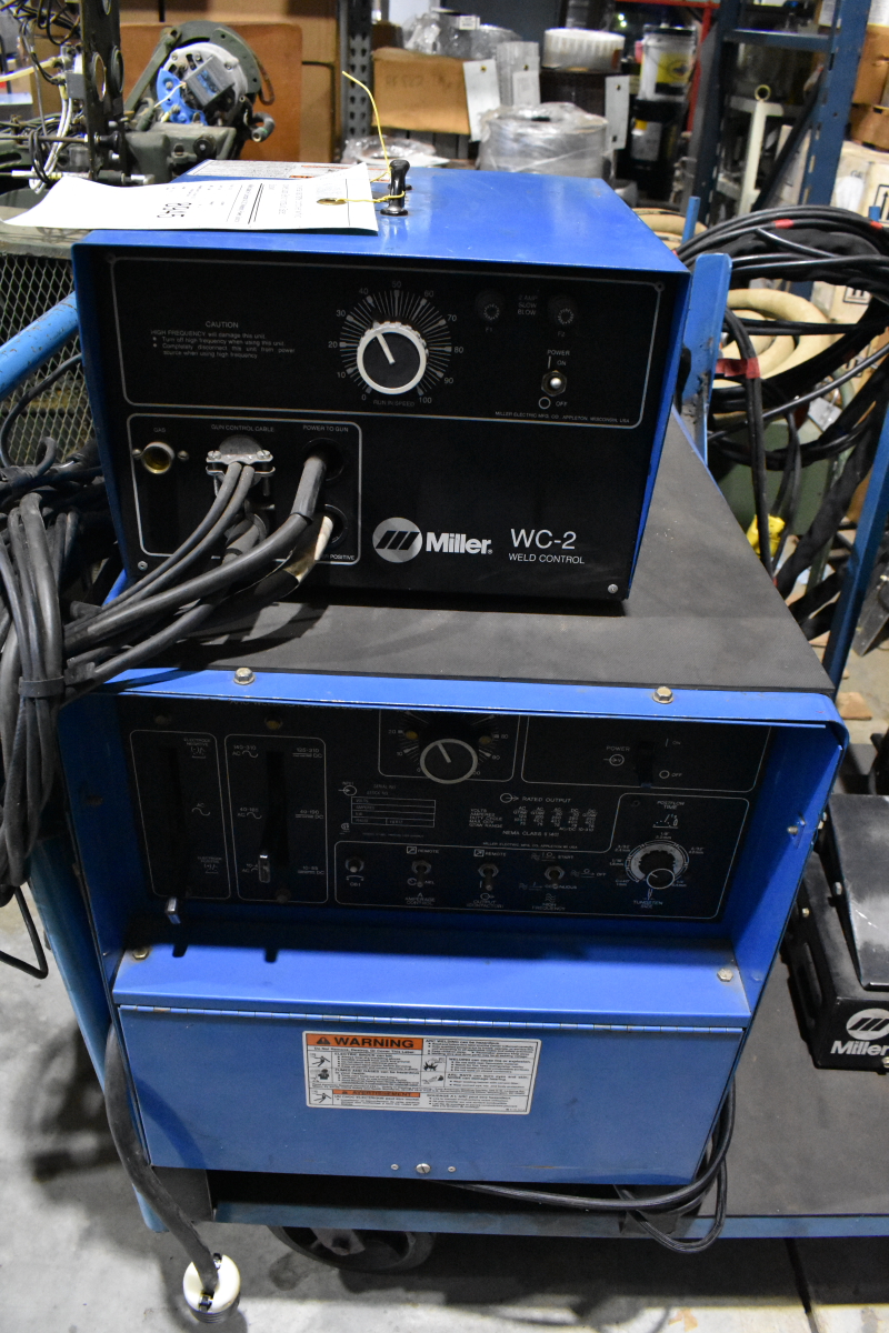 Miller Dialarc HF Constant  AC/DC Welding power source asdf