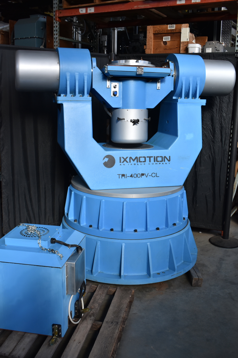 Rate table IXmotion IXblue 3 axis motion simulator rate table