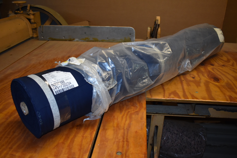 Cloth fabric, Gabardine, poly/wool, 90 yds x 60