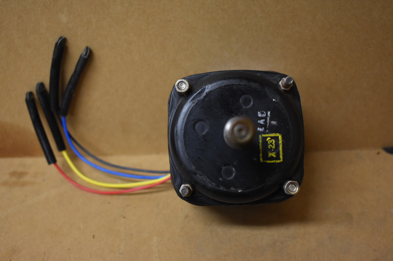 Holtzer-Cabot, L10B0000X02, servo motor 115V, 1350 RPM