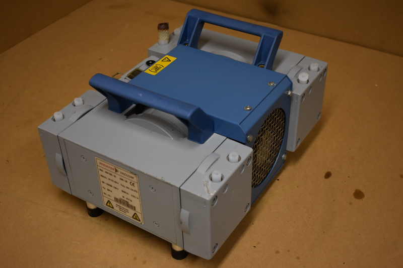 Pfeiffer vacuum pump MVP 055-3C