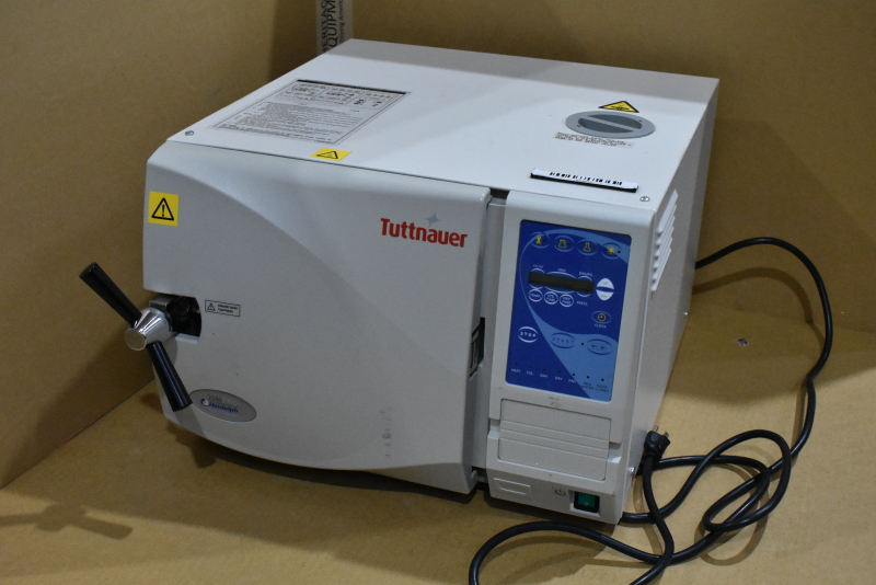 Tuttnauer Autoclave steam sterilizer